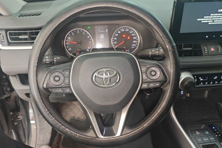 Used Toyota Wildlander 2024 2.0L CVT Two-Wheel Drive Leading Edition Steering Wheel