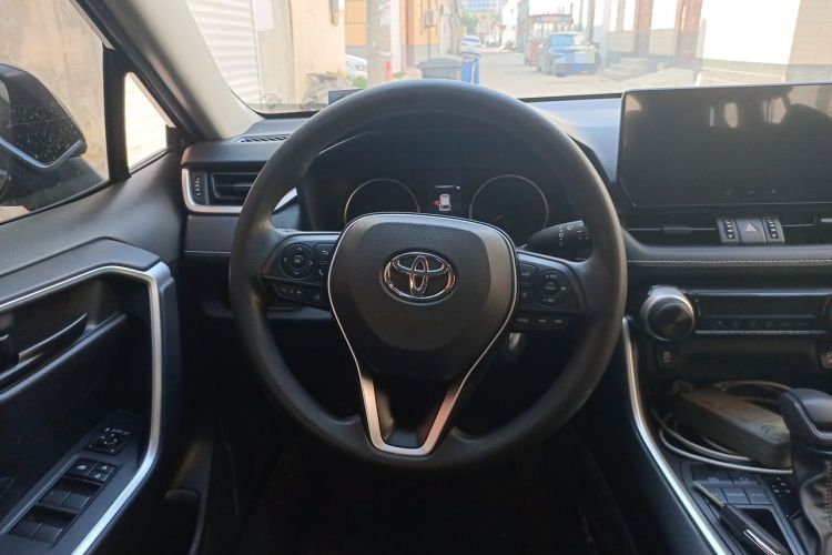 Used Toyota Wildlander 2024 2.0L CVT Two-Wheel Drive Leading Edition Steering Wheel