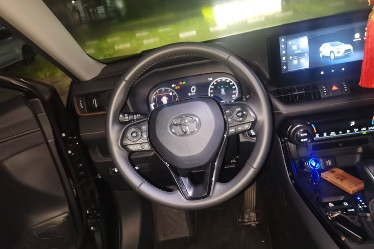 Used Toyota Wildlander 2024 2.0L CVT Two-Wheel Drive Urban Edition Steering Wheel