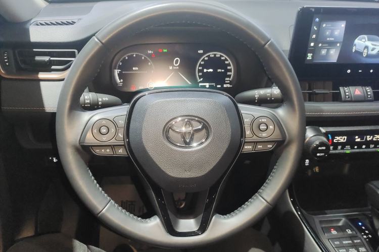 Used Toyota Wildlander 2024 2.0L CVT 4x4 Luxury PLUS Edition Steering Wheel