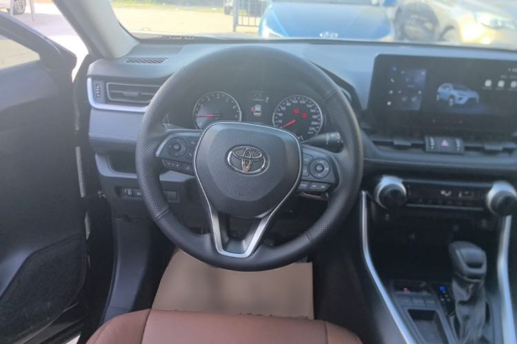 Used Toyota Wildlander 2024 2.0L CVT Two-Wheel Drive Leading Edition Steering Wheel