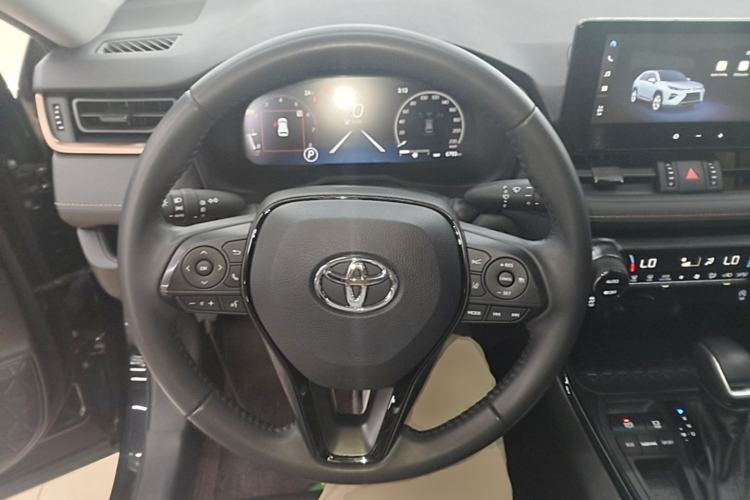 Used Toyota Wildlander 2024 2.0L CVT Two-Wheel Drive Luxury PLUS Edition Steering Wheel