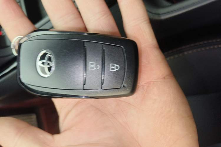 Used Toyota Wildlander 2024 2.0L CVT Two-Wheel Drive Urban Edition Vehicle Key