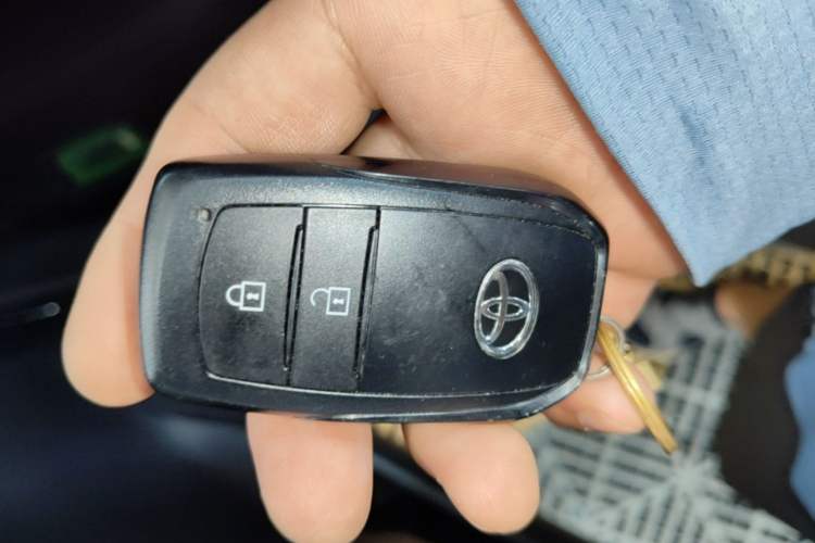 Used Toyota Wildlander 2024 2.0L CVT Two-Wheel Drive Luxury PLUS Edition Vehicle Key