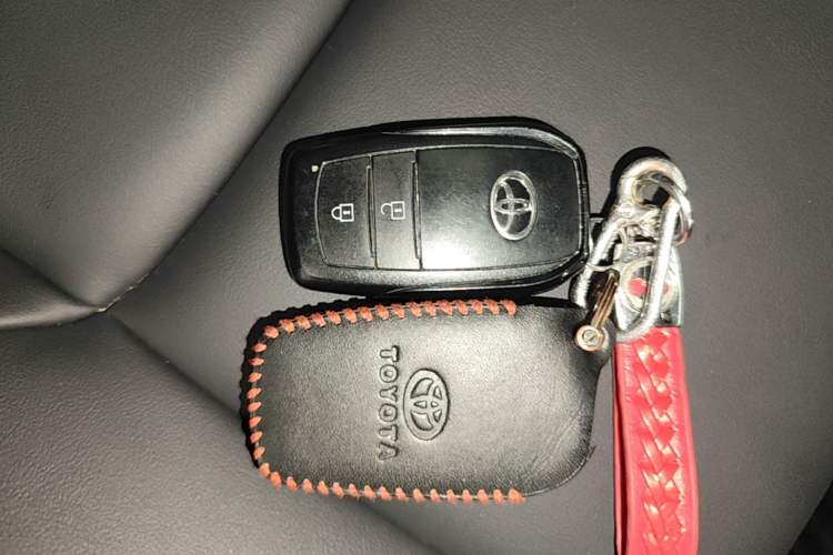 Used Toyota Wildlander 2024 2.0L CVT Two-Wheel Drive Urban Edition Vehicle Key