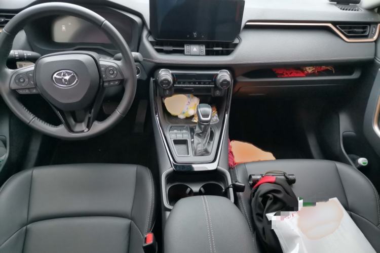 Used Toyota Wildlander 2024 2.0L CVT Two-Wheel Drive Urban Edition Interior 2