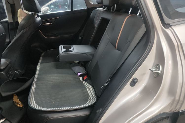 Used Toyota Wildlander 2024 2.0L CVT Two-Wheel Drive Urban Edition Left Rear Seat