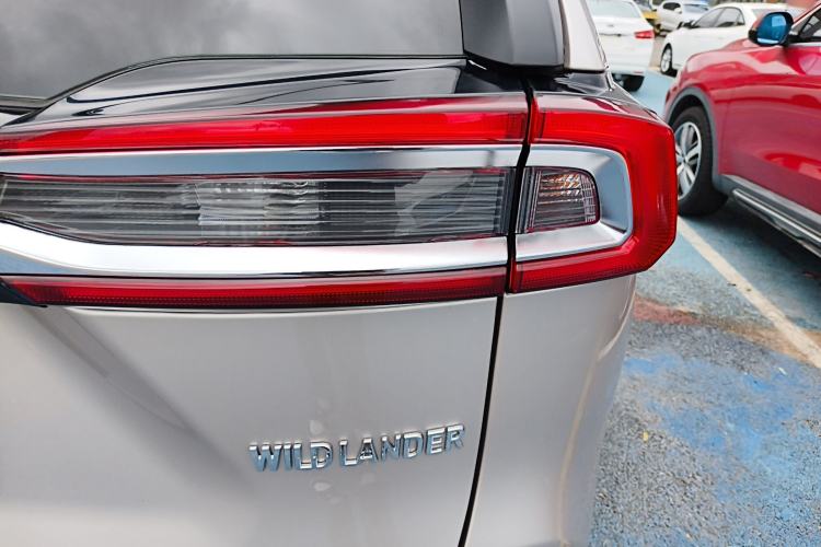 Used Toyota Wildlander 2024 2.0L CVT Two-Wheel Drive Leading Edition Right Rear Taillight