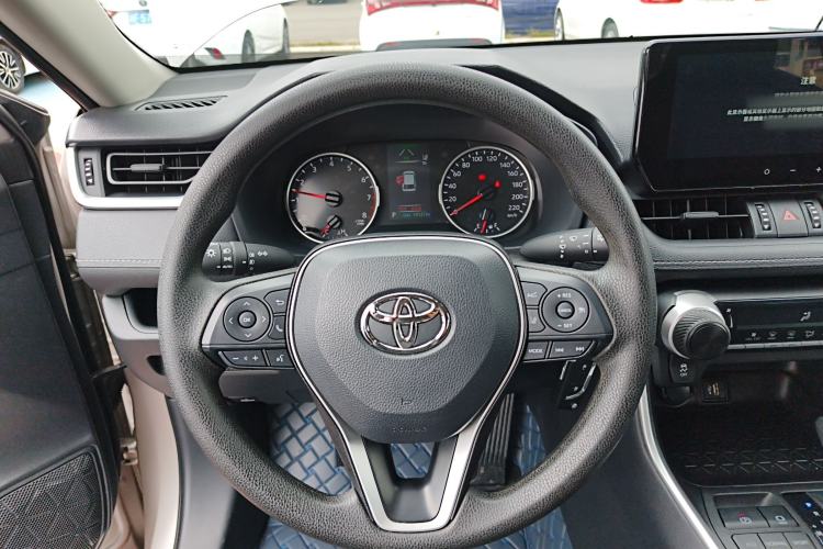 Used Toyota Wildlander 2024 2.0L CVT Two-Wheel Drive Leading Edition Steering Wheel