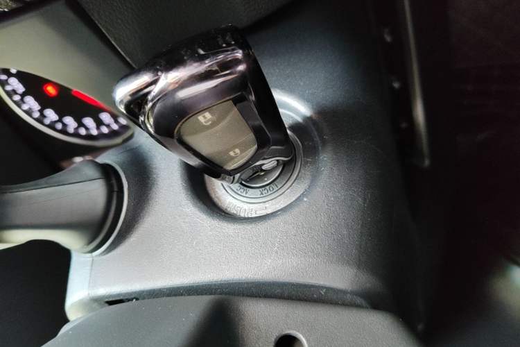 Used Toyota Wildlander 2024 2.0L CVT Two-Wheel Drive Leading Edition Vehicle Key