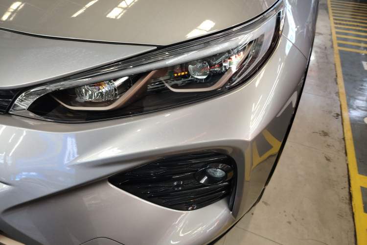 Used Toyota Wildlander 2024 Dual-Motor 2.5L E-CVT All-Wheel Drive Luxury PLUS Edition Left Front Headlight