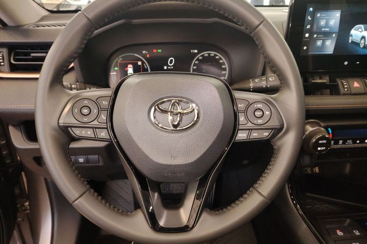 Used Toyota Wildlander 2024 Dual-Motor 2.5L E-CVT All-Wheel Drive Luxury PLUS Edition Steering Wheel
