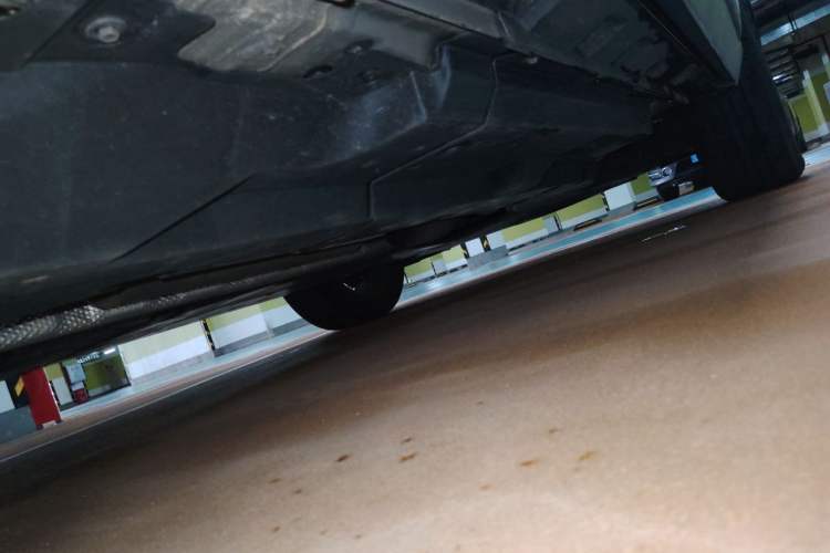 Used Toyota Wildlander 2024 2.0L CVT Two-Wheel Drive Leading Edition Chassis Rear Right