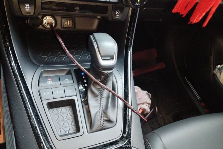 Used Toyota Wildlander 2024 2.0L CVT Two-Wheel Drive Urban Edition Gear Lever