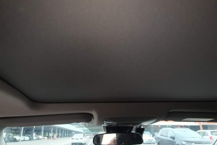 Used Toyota Wildlander 2024 2.0L CVT Two-Wheel Drive Luxury PLUS Edition Headliner