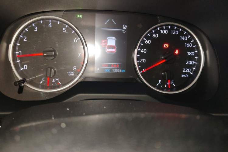 Used Toyota Wildlander 2024 2.0L CVT Two-Wheel Drive Leading Edition Odometer Close Up