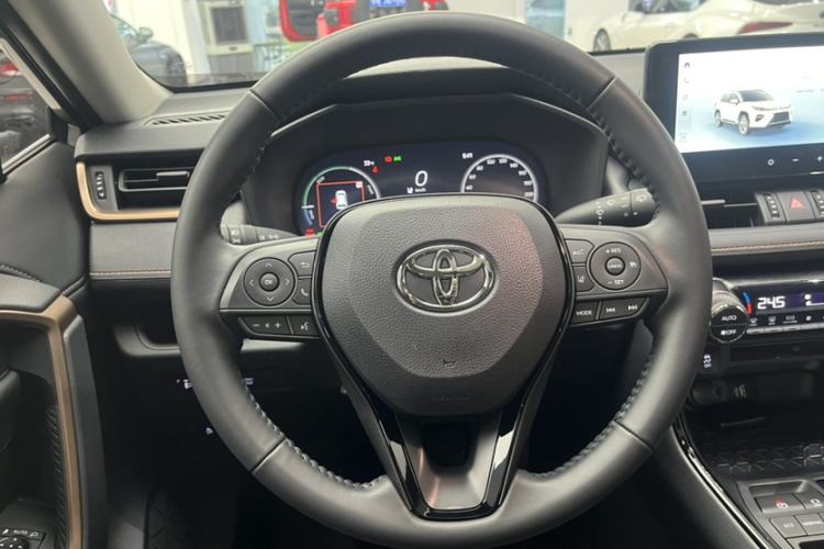 Used Toyota Wildlander 2024 Dual-Motor 2.5L E-CVT Two-Wheel Drive Luxury PLUS Edition Steering Wheel