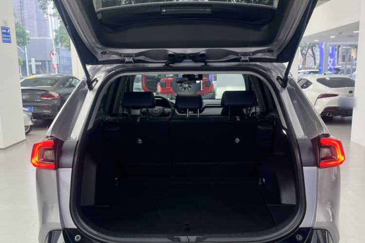 Used Toyota Wildlander 2024 Dual-Motor 2.5L E-CVT Two-Wheel Drive Luxury PLUS Edition Trunk