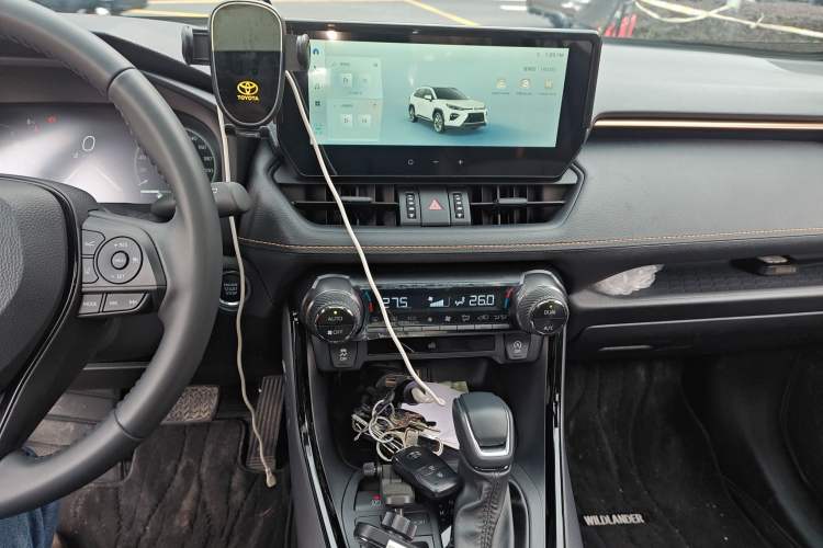 Used Toyota Wildlander 2024 2.0L CVT Two-Wheel Drive Urban Edition Audio And AC Panel