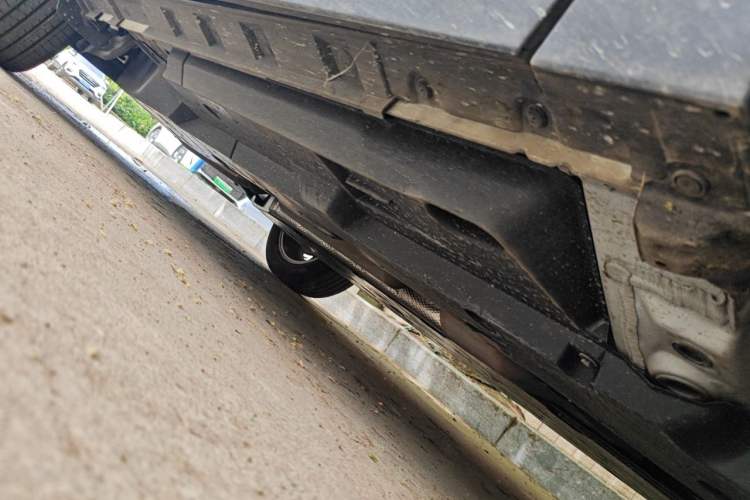Used Toyota Wildlander 2024 2.0L CVT Two-Wheel Drive Leading Edition Chassis Front Right