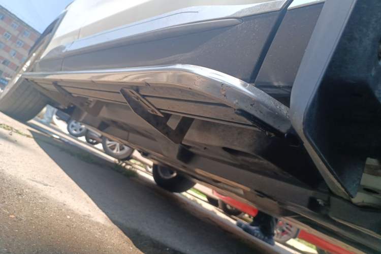 Used Toyota Wildlander 2024 2.0L CVT Two-Wheel Drive Leading Edition Chassis Front Right