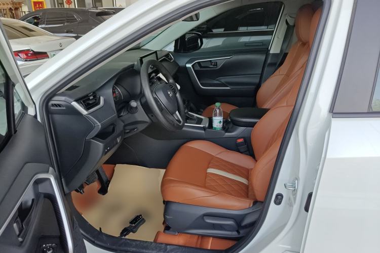 Used Toyota Wildlander 2024 2.0L CVT Two-Wheel Drive Leading Edition Driver Seat