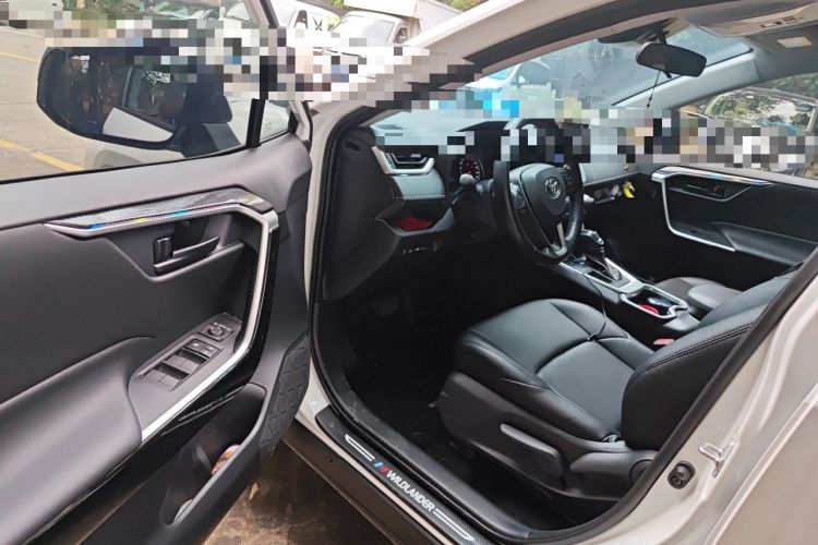 Used Toyota Wildlander 2024 2.0L CVT Two-Wheel Drive Leading Edition Driver Seat