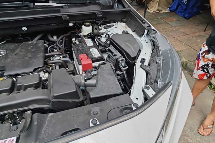 Used Toyota Wildlander 2024 2.0L CVT Two-Wheel Drive Leading Edition Engine Bay Left