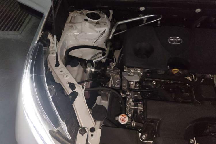 Used Toyota Wildlander 2024 2.0L CVT Two-Wheel Drive Leading Edition Engine Bay Right