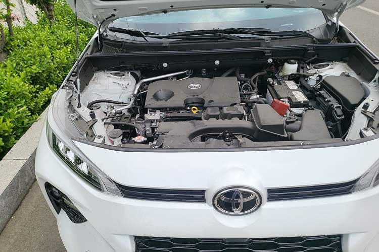 Used Toyota Wildlander 2024 2.0L CVT Two-Wheel Drive Leading Edition Engine Bay Right