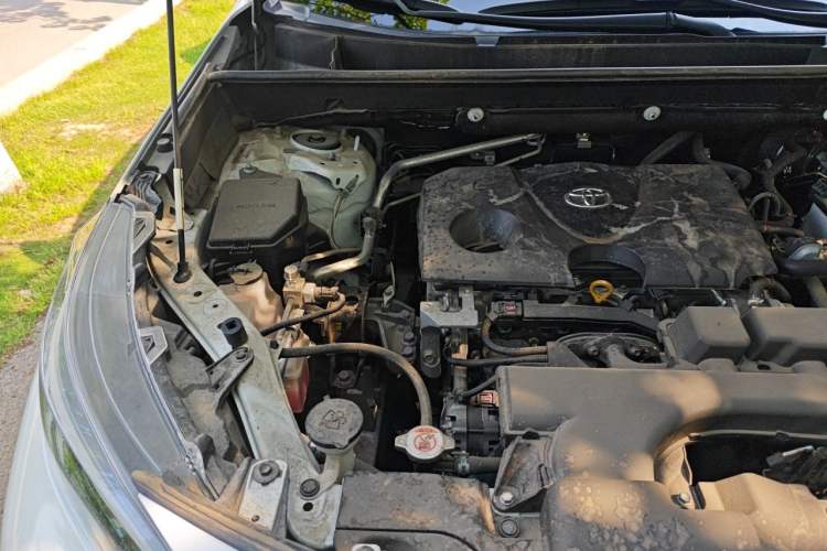 Used Toyota Wildlander 2024 2.0L CVT Two-Wheel Drive Leading Edition Engine Bay Right