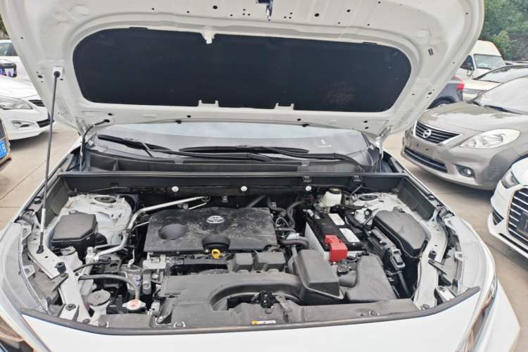 Used Toyota Wildlander 2024 2.0L CVT Two-Wheel Drive Luxury PLUS Edition Engine Bay