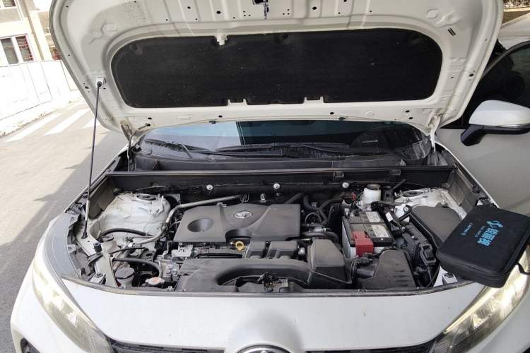 Used Toyota Wildlander 2024 2.0L CVT Two-Wheel Drive Leading Edition Engine Bay