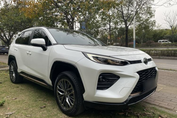 Used Toyota Wildlander 2024 2.0L CVT Two-Wheel Drive Luxury PLUS Edition Exterior 1