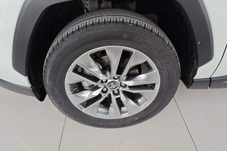 Used Toyota Wildlander 2024 2.0L CVT Two-Wheel Drive Leading Edition Exterior 4
