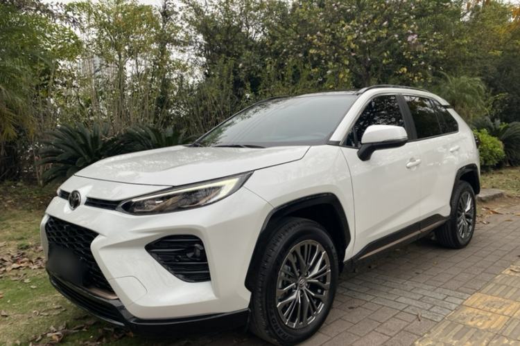 Used Toyota Wildlander 2024 2.0L CVT Two-Wheel Drive Luxury PLUS Edition Exterior 5