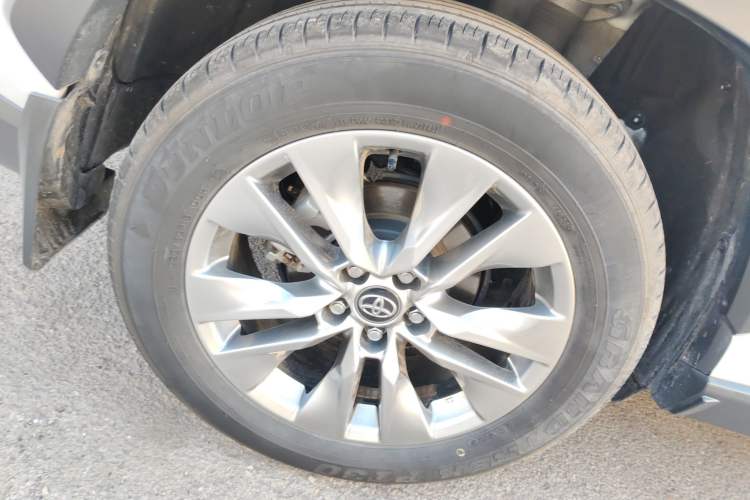 Used Toyota Wildlander 2024 2.0L CVT Two-Wheel Drive Leading Edition Exterior 5