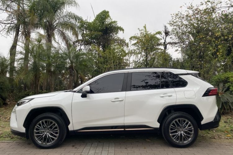 Used Toyota Wildlander 2024 2.0L CVT Two-Wheel Drive Luxury PLUS Edition Exterior 7