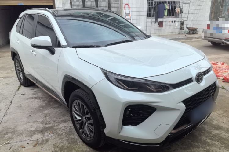 Used Toyota Wildlander 2024 2.0L CVT Two-Wheel Drive Luxury PLUS Edition Front Right 45 Deg