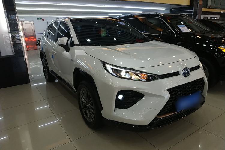 Used Toyota Wildlander 2024 Dual-Motor 2.5L E-CVT Two-Wheel Drive Luxury PLUS Edition Front Right 45 Deg