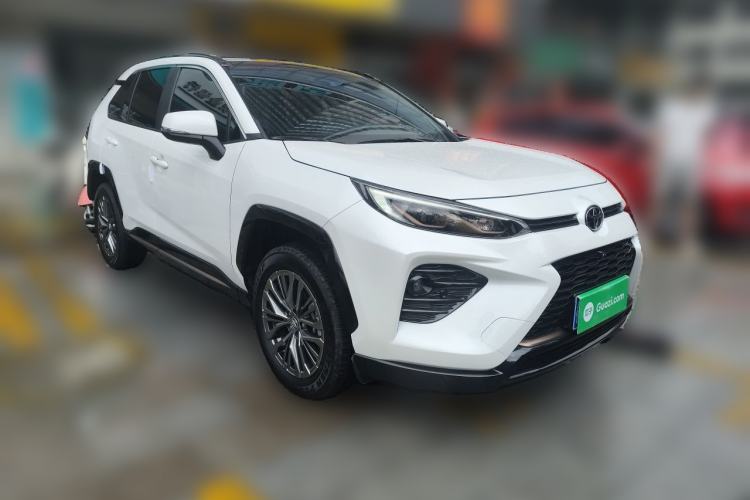 Used Toyota Wildlander 2024 2.0L CVT Two-Wheel Drive Luxury PLUS Edition Front Right 45 Deg