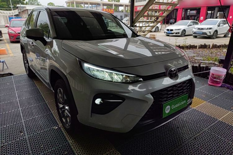 Used Toyota Wildlander 2024 2.0L CVT Two-Wheel Drive Leading Edition Front Right 45 Deg