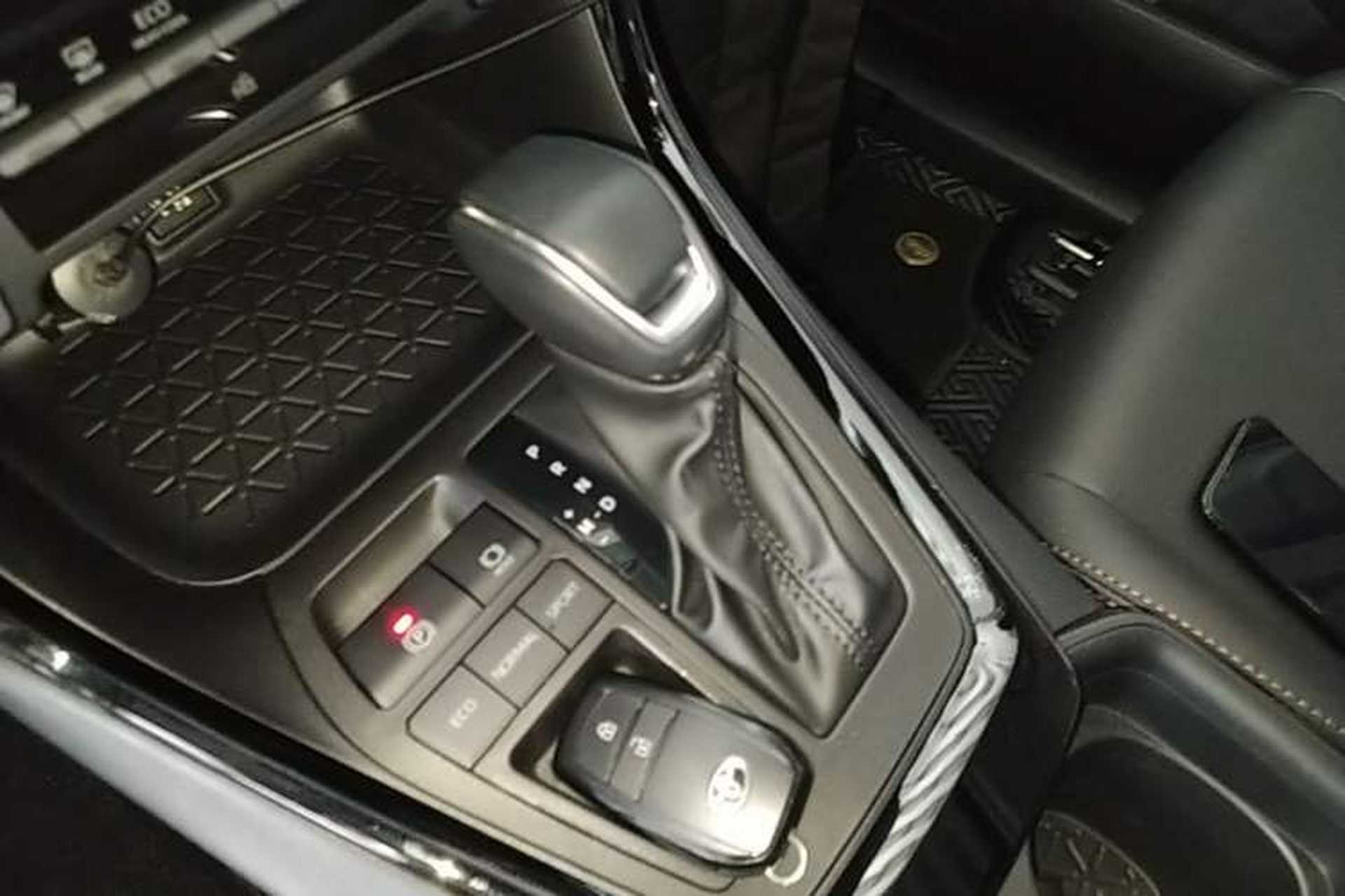 Used Toyota Wildlander 2024 2.0L CVT Two-Wheel Drive Urban Edition Gear Lever