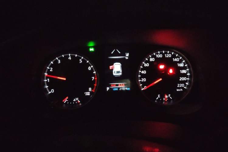 Used Toyota Wildlander 2024 2.0L CVT Two-Wheel Drive Leading Edition Instrument Cluster