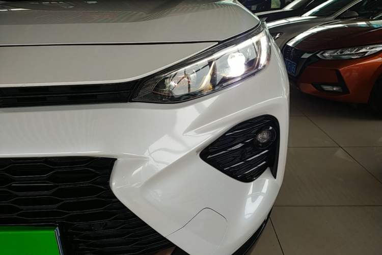 Used Toyota Wildlander 2024 2.0L CVT Two-Wheel Drive Urban Edition Left Front Headlight