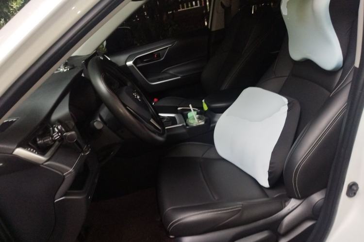 Used Toyota Wildlander 2024 2.0L CVT Two-Wheel Drive Leading Edition Left Front Seat