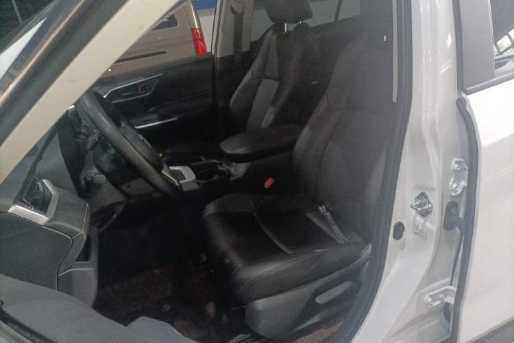 Used Toyota Wildlander 2024 2.0L CVT Two-Wheel Drive Leading Edition Left Front Seat