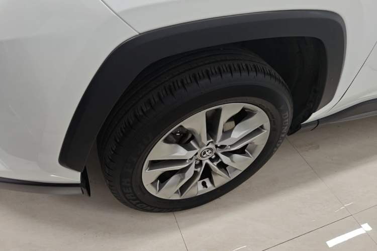 Used Toyota Wildlander 2024 2.0L CVT Two-Wheel Drive Leading Edition Left Front Wheel Hub