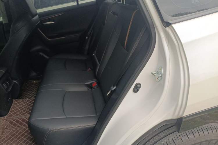 Used Toyota Wildlander 2024 2.0L CVT Two-Wheel Drive Urban Edition Left Rear Seat
