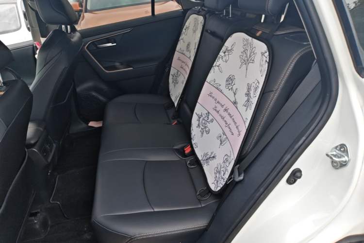 Used Toyota Wildlander 2024 2.0L CVT Two-Wheel Drive Luxury PLUS Edition Left Rear Seat